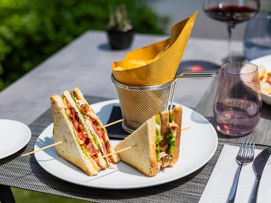 Restaurant Rose & Sapori: unser Sommerbistro Restaurant Rose & Sapori: unser Sommerbistro